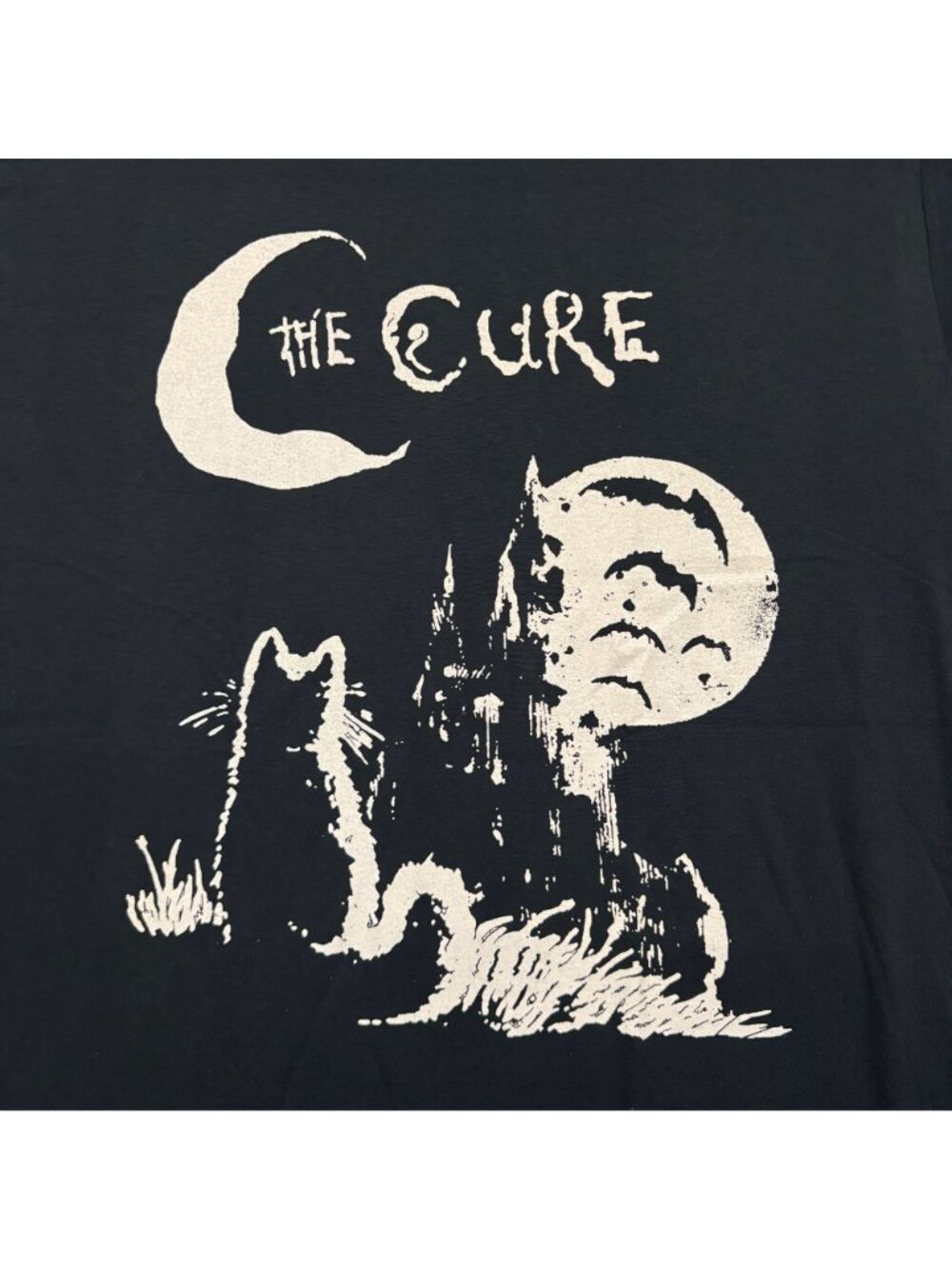 The Cure Graphic T-Shirt Size Large - Picture 2 of 4